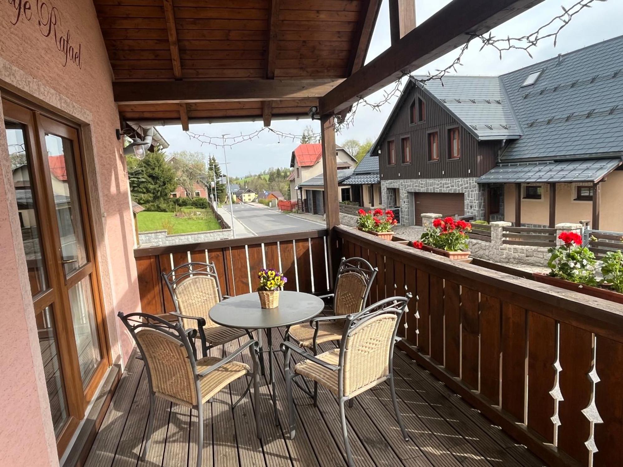 Rodinne Apartmany Rafael Bedrichov Exterior foto